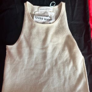 100% Cashmere tank top o/s